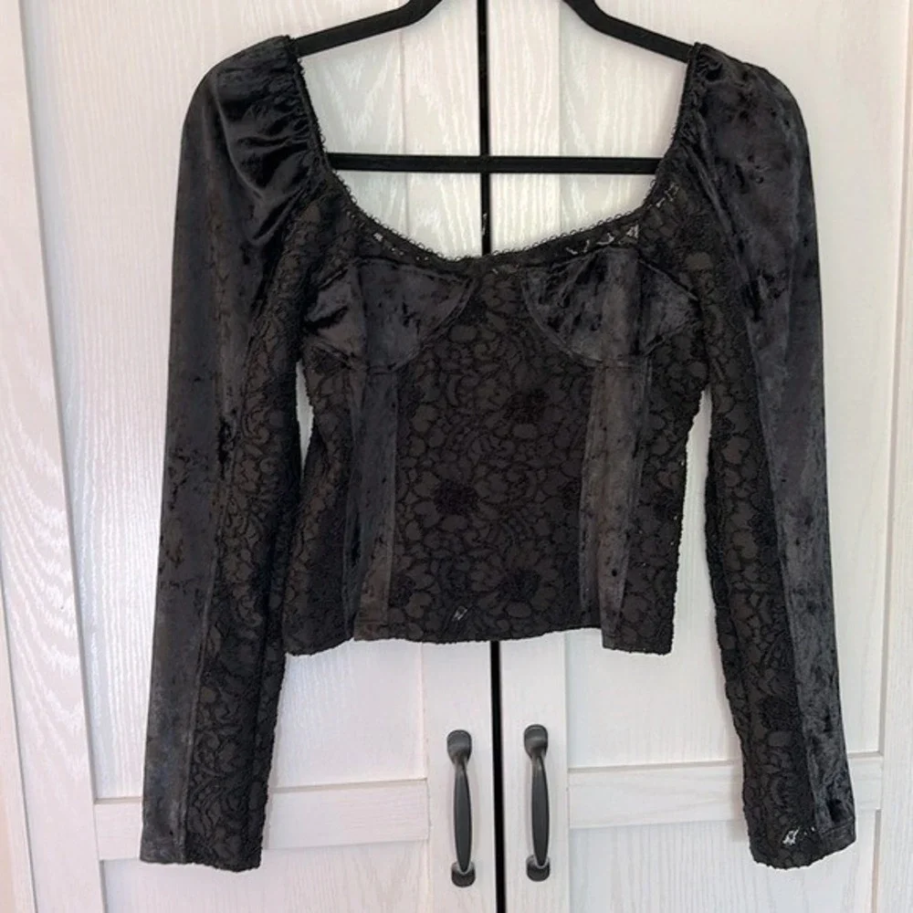Bali‎ Moves Black Velvet and Lace Corset Cami Top by Intimately by Free People S